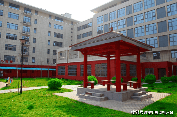 服务中心实地探访介绍：地址收费设施环境入住电话J9国际网站2025年北京市大兴区寿山福海养老(图2)